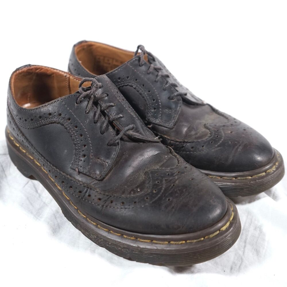 Dr. Martens 3989 Wingtip Brogue Shoes Brown Leather Women's 6